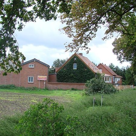 Ferienwohnungen Spiesmacher Strodehne Extérieur photo