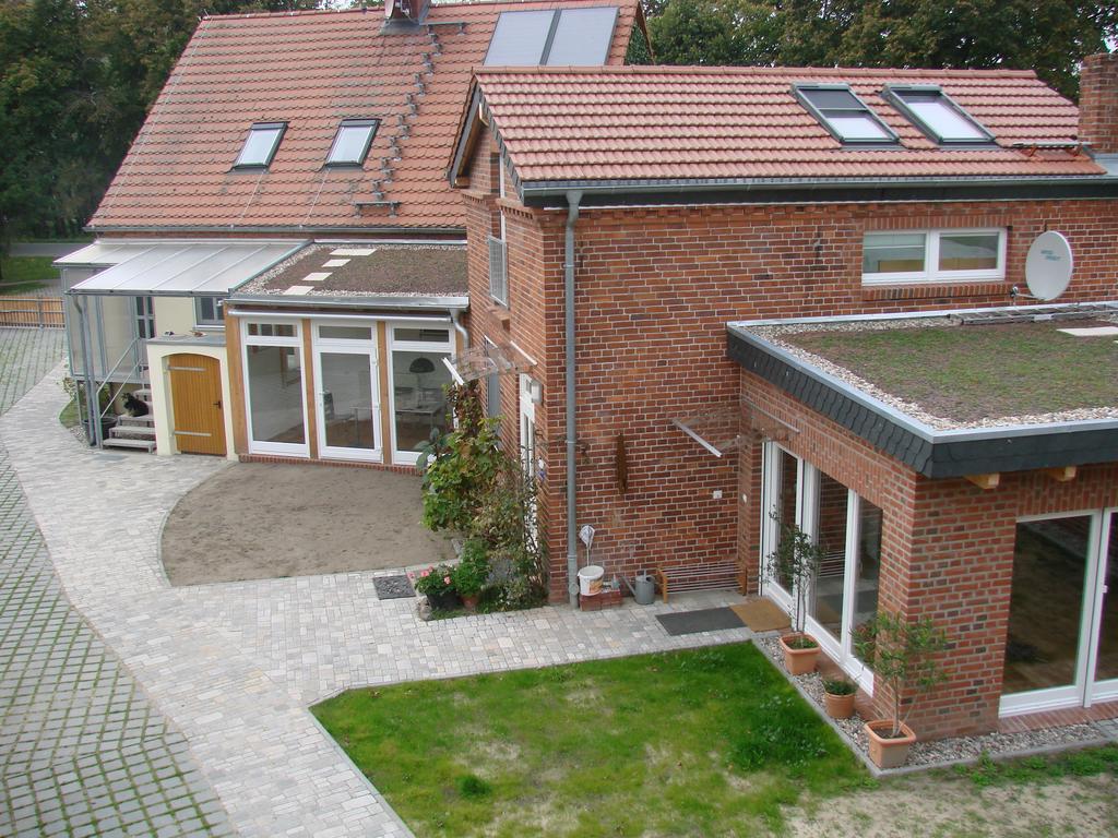 Ferienwohnungen Spiesmacher Strodehne Extérieur photo